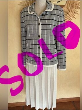 CASTLEBERRY 2 Pc Suit Jacket Skirt Plaid 80’s